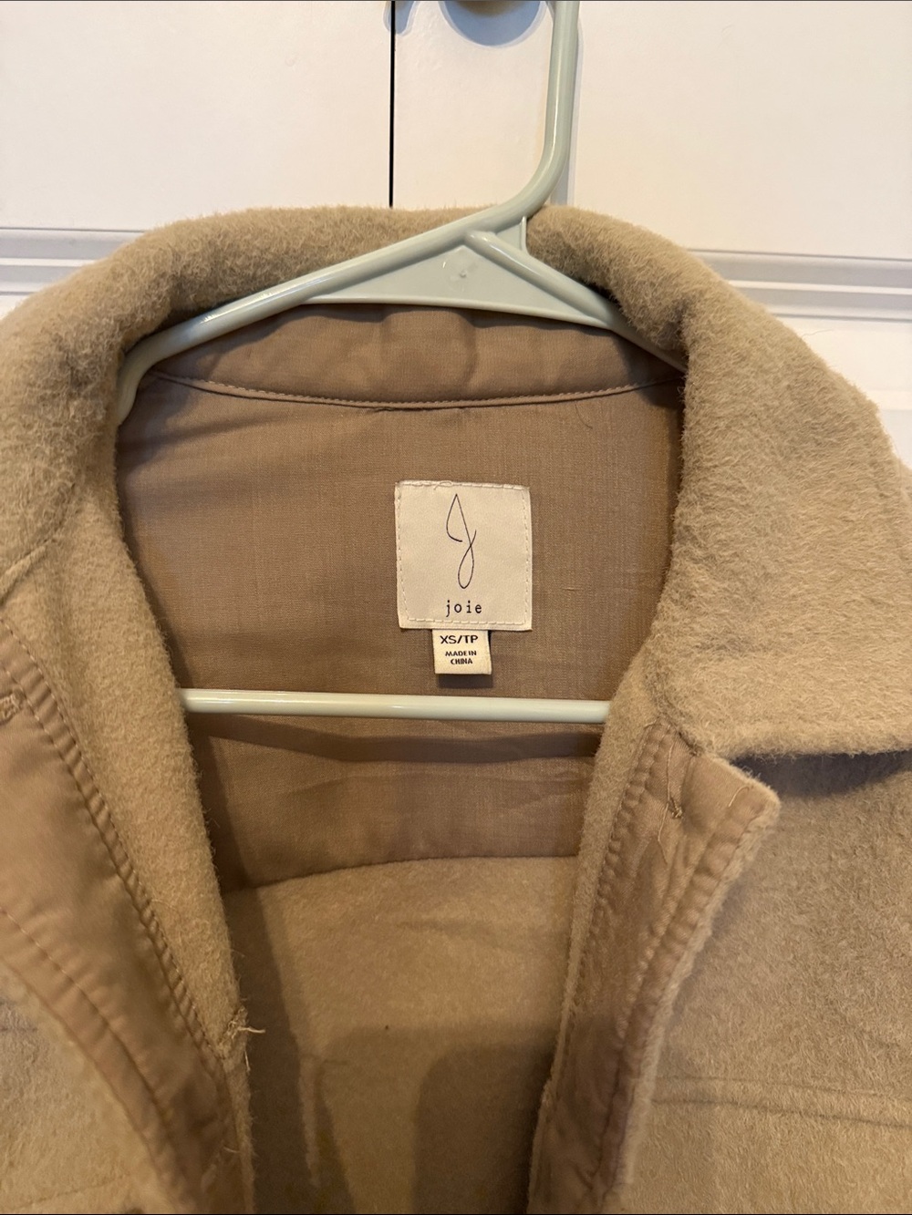Button down coat - Picture 3 of 4